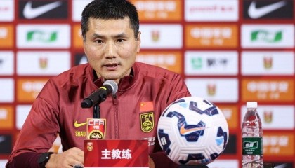 国足集结！国脚放弃休假，提前归队，归化却缺席，前往迪拜会合|邵佳一|中国男足|国际足联|塞尔吉尼奥|集训_新浪体育_新浪新闻