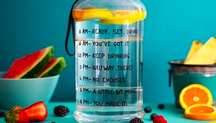 掘金官方晒球员卡通投篮视频：视频中六位球员分别是谁？