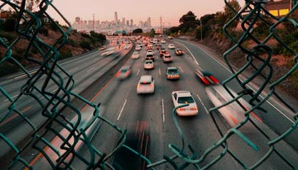 官方：索博战阿森纳攻入的任意球世界波当选英超8月最佳进球